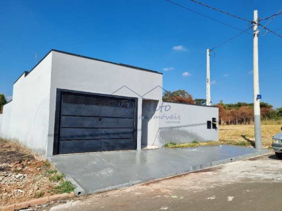 Casa com 3 Quartos à Venda ou Locação, 250 m² em Terramérica - Pirassununga