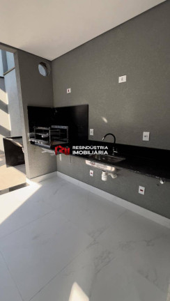 Imagem Sobrado com 3 Quartos à Venda, 143 m² em Villas Do Jaguari - Santana De Parnaíba