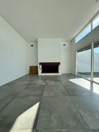 Imagem Casa de Condomínio com 3 Quartos à Venda, 220 m² em São José - Santa Maria Imagem Casa de Condomínio com 3 Quartos à Venda, 220 m² em São José - Santa Maria