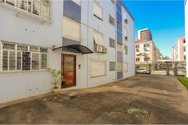 Imagem Imóvel com 1 Quarto à Venda, em Vila Ipiranga - Porto Alegre Imagem Imóvel com 1 Quarto à Venda, em Vila Ipiranga - Porto Alegre