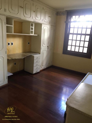 Imagem Casa com 4 Quartos à Venda, 220 m² em Horto Municipal - Campos Dos Goytacazes Imagem Casa com 4 Quartos à Venda, 220 m² em Horto Municipal - Campos Dos Goytacazes