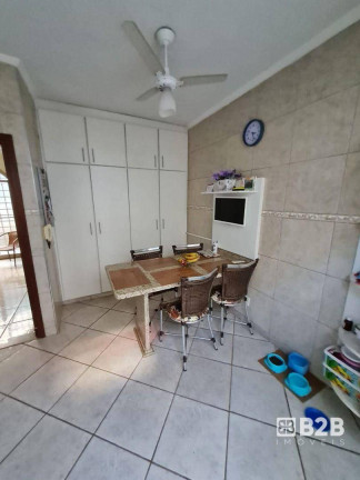 Imagem Casa com 3 Quartos à Venda, 210 m² em Vila Nova Cidade Universitaria - Bauru