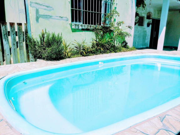 Foto do imóvel Sobrado com 3 Quartos à Venda, 178 m² em Massaguaçu - Caraguatatuba