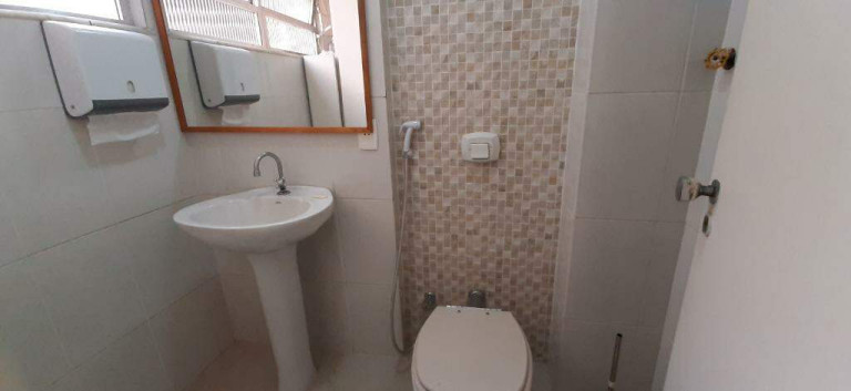 Imagem Sala Comercial à Venda, 34 m² em Copacabana - Rio De Janeiro Imagem Sala Comercial à Venda, 34 m² em Copacabana - Rio De Janeiro