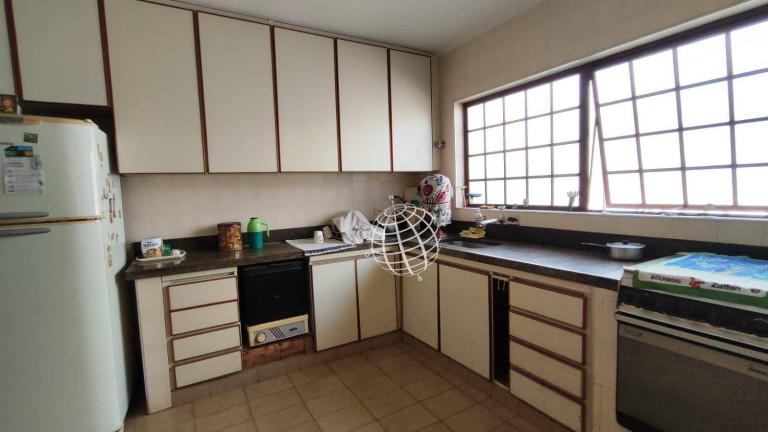 Imagem Casa com 3 Quartos à Venda, 264 m² em Nova Gardênia - Atibaia