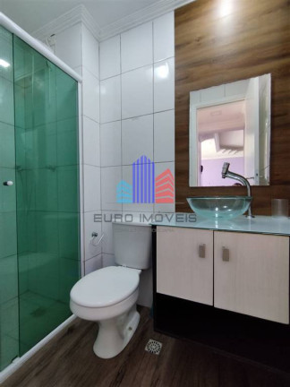 Imagem Apartamento com 2 Quartos à Venda, 70 m² em Vila Guilhermina - Praia Grande