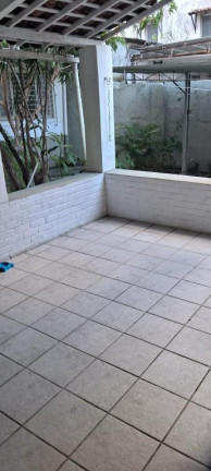 Imagem Casa com 5 Quartos à Venda, 250 m² em Graças - Recife Imagem Casa com 5 Quartos à Venda, 250 m² em Graças - Recife