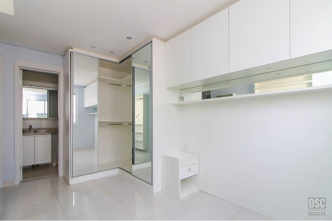 Imagem Imóvel com 2 Quartos à Venda, 58 m² em Vila Nova - Porto Alegre Imagem Imóvel com 2 Quartos à Venda, 58 m² em Vila Nova - Porto Alegre