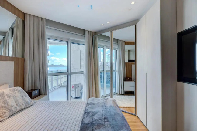 Imagem Apartamento com 4 Quartos à Venda, 288 m² em Centro - Balneário Camboriú Imagem Apartamento com 4 Quartos à Venda, 288 m² em Centro - Balneário Camboriú