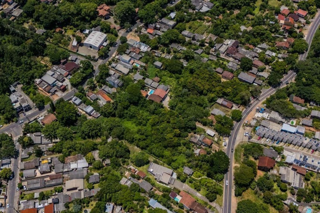 Imagem Terreno à Venda, em Vila Nova - Porto Alegre Imagem Terreno à Venda, em Vila Nova - Porto Alegre