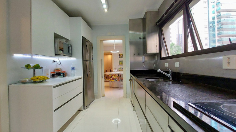 Imagem Apartamento com 4 Quartos à Venda, 246 m² em Itaim Bibi - São Paulo
