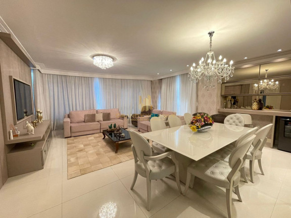 Imagem Apartamento com 3 Quartos à Venda, 152 m² em Centro - Balneário Camboriú Imagem Apartamento com 3 Quartos à Venda, 152 m² em Centro - Balneário Camboriú