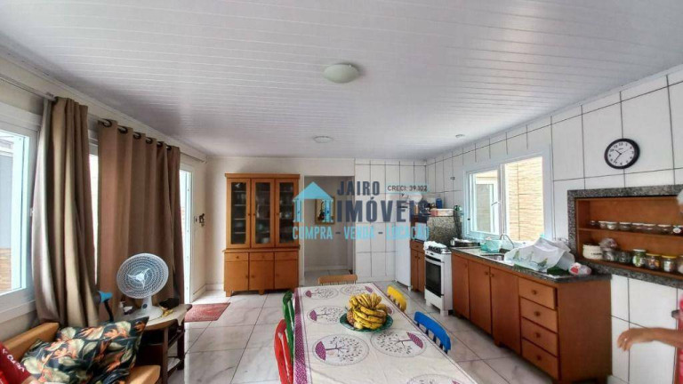 Imagem Casa com 3 Quartos à Venda, 135 m² em Centro - Tramandaí Imagem Casa com 3 Quartos à Venda, 135 m² em Centro - Tramandaí