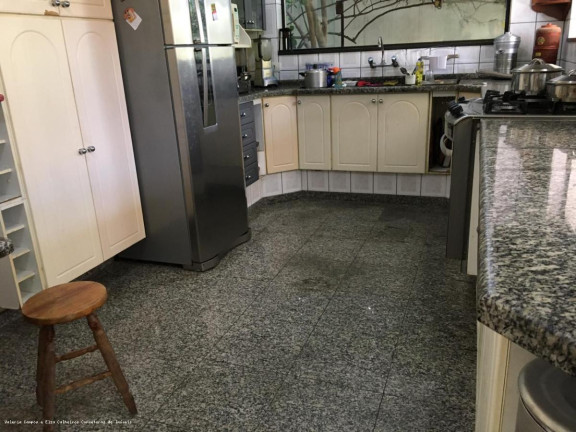Imagem Casa com 6 Quartos à Venda, 264 m² em Jardim Das Nações - Taubaté