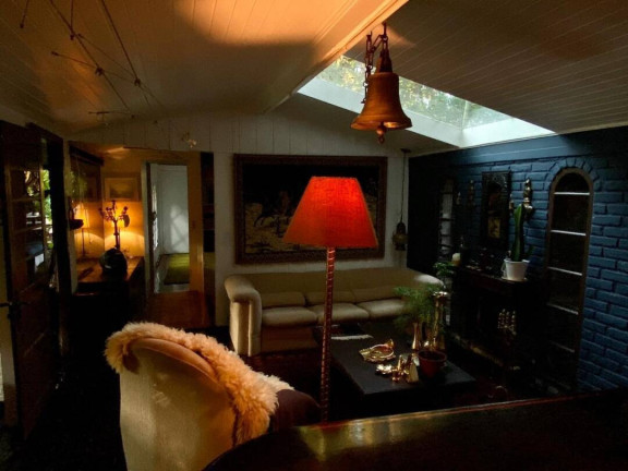 Imagem Casa com 2 Quartos à Venda, em Lagoa Da Conceição - Florianópolis Imagem Casa com 2 Quartos à Venda, em Lagoa Da Conceição - Florianópolis