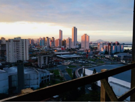 Imagem Apartamento com 2 Quartos à Venda, 91 m² em Fazenda - Itajaí