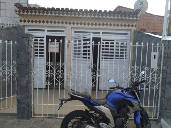 Imagem Casa com 2 Quartos à Venda, 110 m² em Getúlio Vargas - Aracaju Imagem Casa com 2 Quartos à Venda, 110 m² em Getúlio Vargas - Aracaju