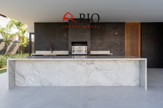 Imagem Casa com 5 Quartos à Venda, 1.200 m² em Barra Da Tijuca - Rio De Janeiro Imagem Casa com 5 Quartos à Venda, 1.200 m² em Barra Da Tijuca - Rio De Janeiro