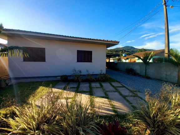 Imagem Imóvel com 7 Quartos à Venda, 170 m² em Ressacada - Garopaba Imagem Imóvel com 7 Quartos à Venda, 170 m² em Ressacada - Garopaba
