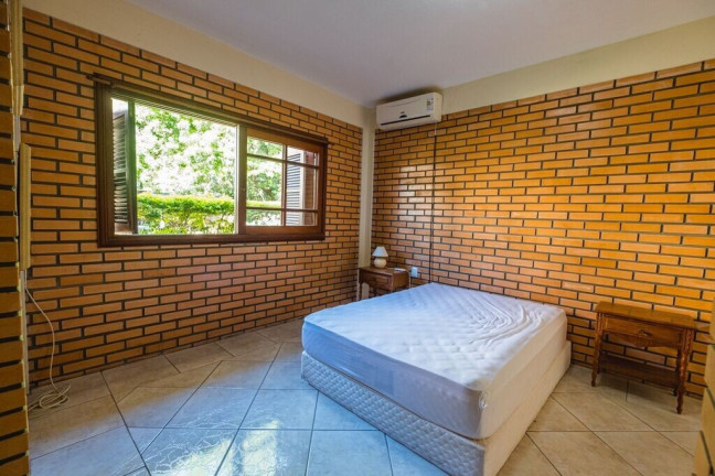 Imagem Casa de Condomínio com 3 Quartos à Venda, 160 m² em Cachoeira Do Bom Jesus - Florianópolis