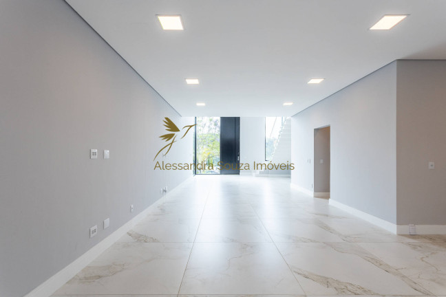 Imagem Casa com 5 Quartos à Venda, 392 m² em Cidade Tamboré - Santana De Parnaíba Imagem Casa com 5 Quartos à Venda, 392 m² em Cidade Tamboré - Santana De Parnaíba