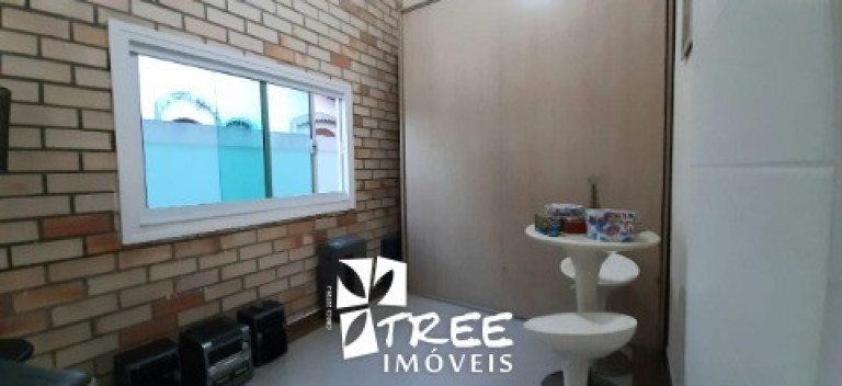 Imagem Casa com 3 Quartos à Venda, 230 m² em Condomínio Arujá Country Club - Arujá Imagem Casa com 3 Quartos à Venda, 230 m² em Condomínio Arujá Country Club - Arujá