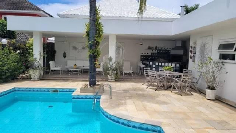 Imagem Casa com 4 Quartos à Venda, 504 m²