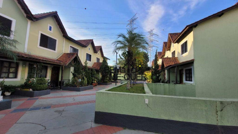 Sobrado com 3 Quartos à Venda, 120 m² em Conjunto Residencial Vista Verde - São Paulo