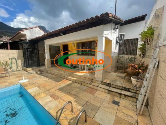 Imagem Casa com 5 Quartos à Venda, 175 m² em Grajaú - Rio De Janeiro Imagem Casa com 5 Quartos à Venda, 175 m² em Grajaú - Rio De Janeiro