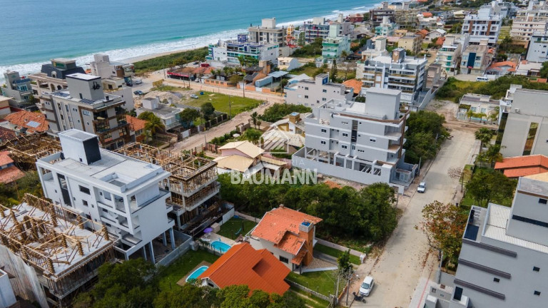 Imagem Casa com 3 Quartos para Alugar, 170 m² em Mariscal - Bombinhas Imagem Casa com 3 Quartos para Alugar, 170 m² em Mariscal - Bombinhas