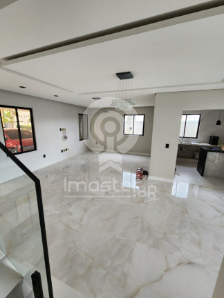 Imagem Casa com 3 Quartos à Venda, 265 m² em Alphaville - Eusébio