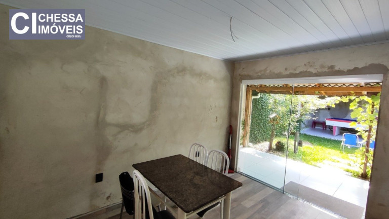 Imagem Casa com 2 Quartos à Venda, 200 m² em Espinheiros - Itajaí