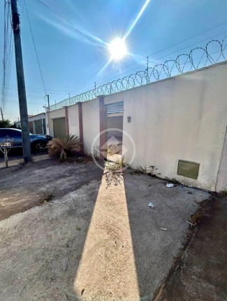 Imagem Casa com 3 Quartos à Venda, 190 m² em Residencial Flamingo - Goiânia Imagem Casa com 3 Quartos à Venda, 190 m² em Residencial Flamingo - Goiânia