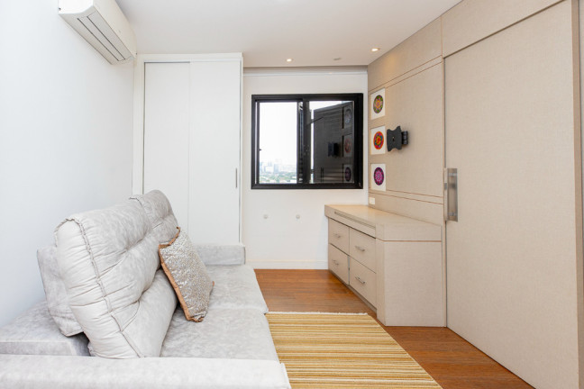 Imagem Imóvel com 3 Quartos à Venda, 166 m² em Brooklin Paulista - São Paulo Imagem Imóvel com 3 Quartos à Venda, 166 m² em Brooklin Paulista - São Paulo