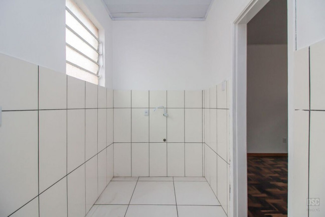 Imagem Imóvel com 2 Quartos à Venda, 42 m² em Cristal - Porto Alegre Imagem Imóvel com 2 Quartos à Venda, 42 m² em Cristal - Porto Alegre