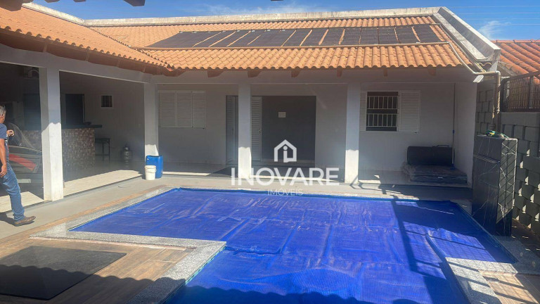 Fazenda à Venda, 100 m² em Centro - Buriti Alegre