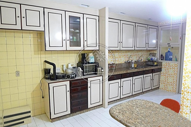Imagem Apartamento com 3 Quartos à Venda, 184 m² em Copacabana - Rio De Janeiro