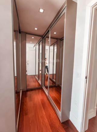 Imagem Apartamento com 4 Quartos à Venda, 213 m² em Centro - Balneário Camboriú Imagem Apartamento com 4 Quartos à Venda, 213 m² em Centro - Balneário Camboriú
