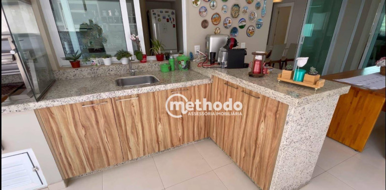 Imagem Casa com 3 Quartos à Venda, 236 m² em Swiss Park - Campinas Imagem Casa com 3 Quartos à Venda, 236 m² em Swiss Park - Campinas