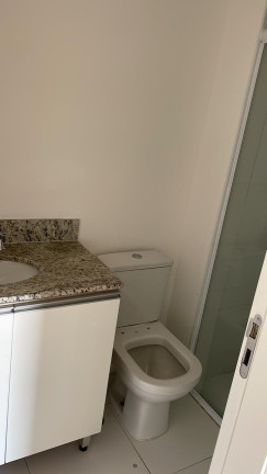 Imagem Imóvel com 3 Quartos para Alugar, 76 m² em Jardim Tupanci - Barueri