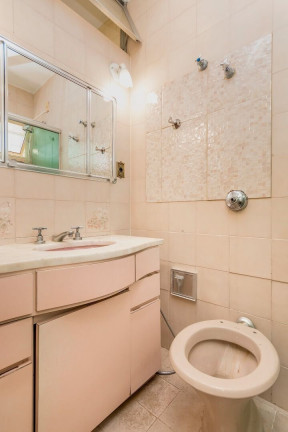 Imagem Casa com 4 Quartos à Venda, 205 m² em Chácara Das Pedras - Porto Alegre Imagem Casa com 4 Quartos à Venda, 205 m² em Chácara Das Pedras - Porto Alegre
