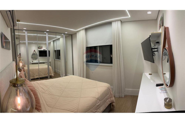 Imagem Apartamento com 3 Quartos à Venda, 104 m² em Lagoa - Rio De Janeiro Imagem Apartamento com 3 Quartos à Venda, 104 m² em Lagoa - Rio De Janeiro