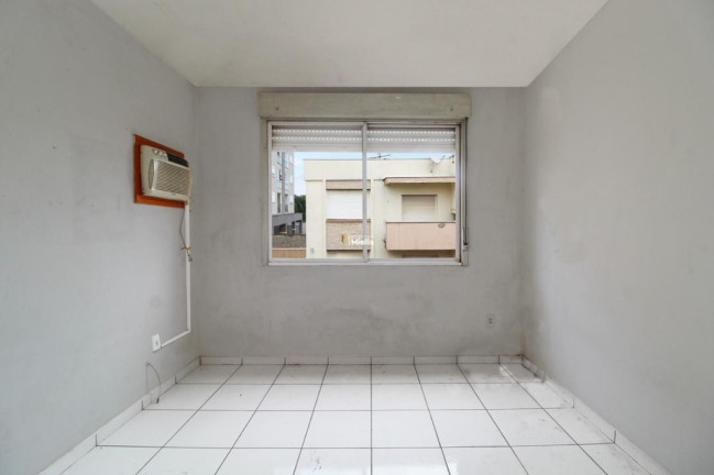 Imagem Imóvel com 1 Quarto à Venda, 52 m² em Centro - Canoas Imagem Imóvel com 1 Quarto à Venda, 52 m² em Centro - Canoas