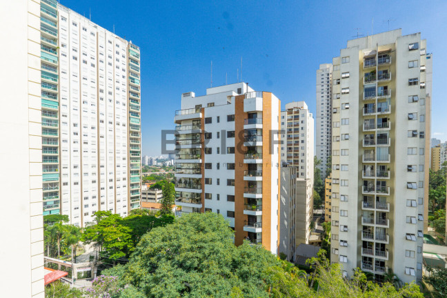 Imagem Apartamento com 3 Quartos à Venda, 200 m² em Campo Belo - São Paulo