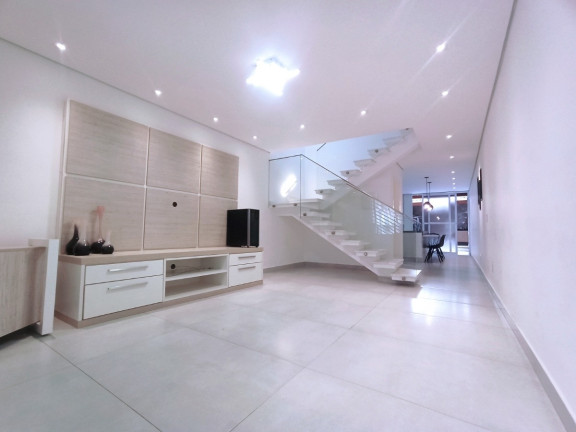 Casa com 3 Quartos à Venda, 135 m² em Cambuci - São Paulo