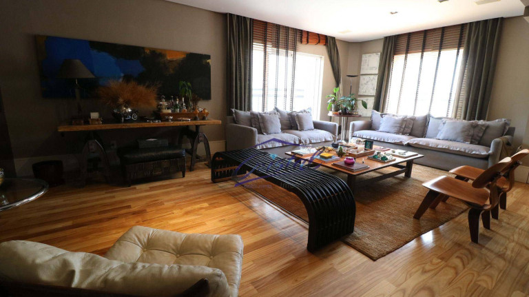 Imagem Imóvel com 4 Quartos à Venda, 271 m² em Morumbi - São Paulo Imagem Imóvel com 4 Quartos à Venda, 271 m² em Morumbi - São Paulo