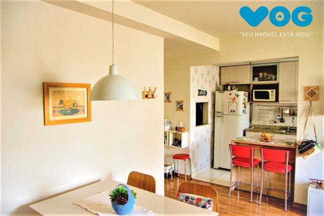 Imagem Imóvel com 2 Quartos à Venda, 64 m² em Jardim Carvalho - Porto Alegre Imagem Imóvel com 2 Quartos à Venda, 64 m² em Jardim Carvalho - Porto Alegre