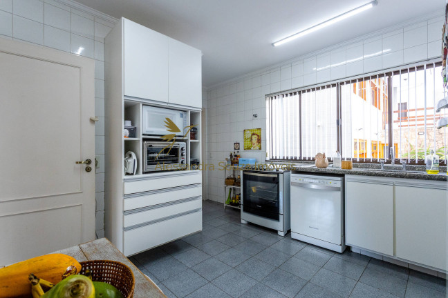 Imagem Casa com 2 Quartos à Venda, 320 m² em Alphaville - Santana De Parnaíba Imagem Casa com 2 Quartos à Venda, 320 m² em Alphaville - Santana De Parnaíba