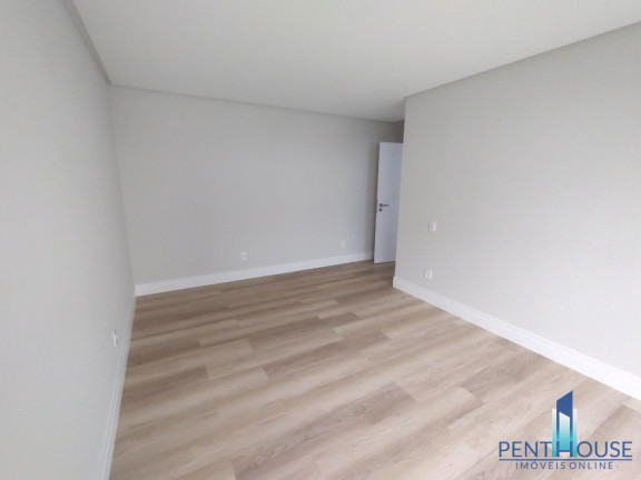 Imagem Apartamento com 3 Quartos à Venda, 140 m² em Centro - Balneário Camboriú Imagem Apartamento com 3 Quartos à Venda, 140 m² em Centro - Balneário Camboriú
