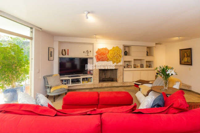 Imagem Casa com 5 Quartos à Venda, 1.200 m² em Morumbi - São Paulo Imagem Casa com 5 Quartos à Venda, 1.200 m² em Morumbi - São Paulo